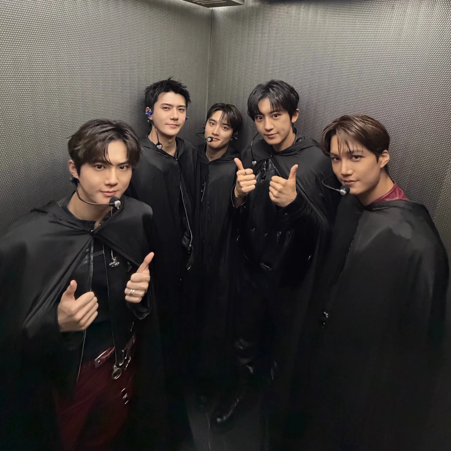 EXO의 최신 사진