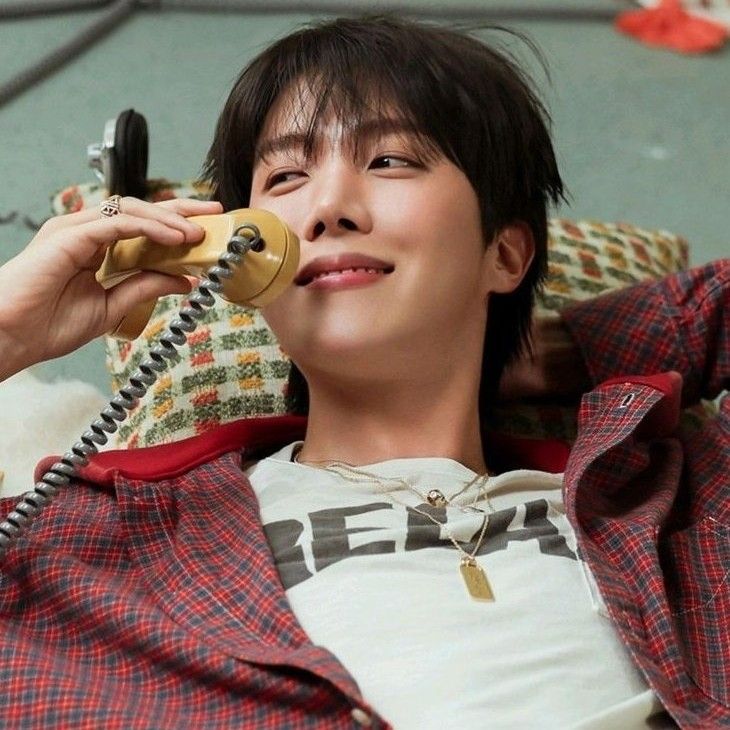 J-hope (防弹少年团)的幕后花絮