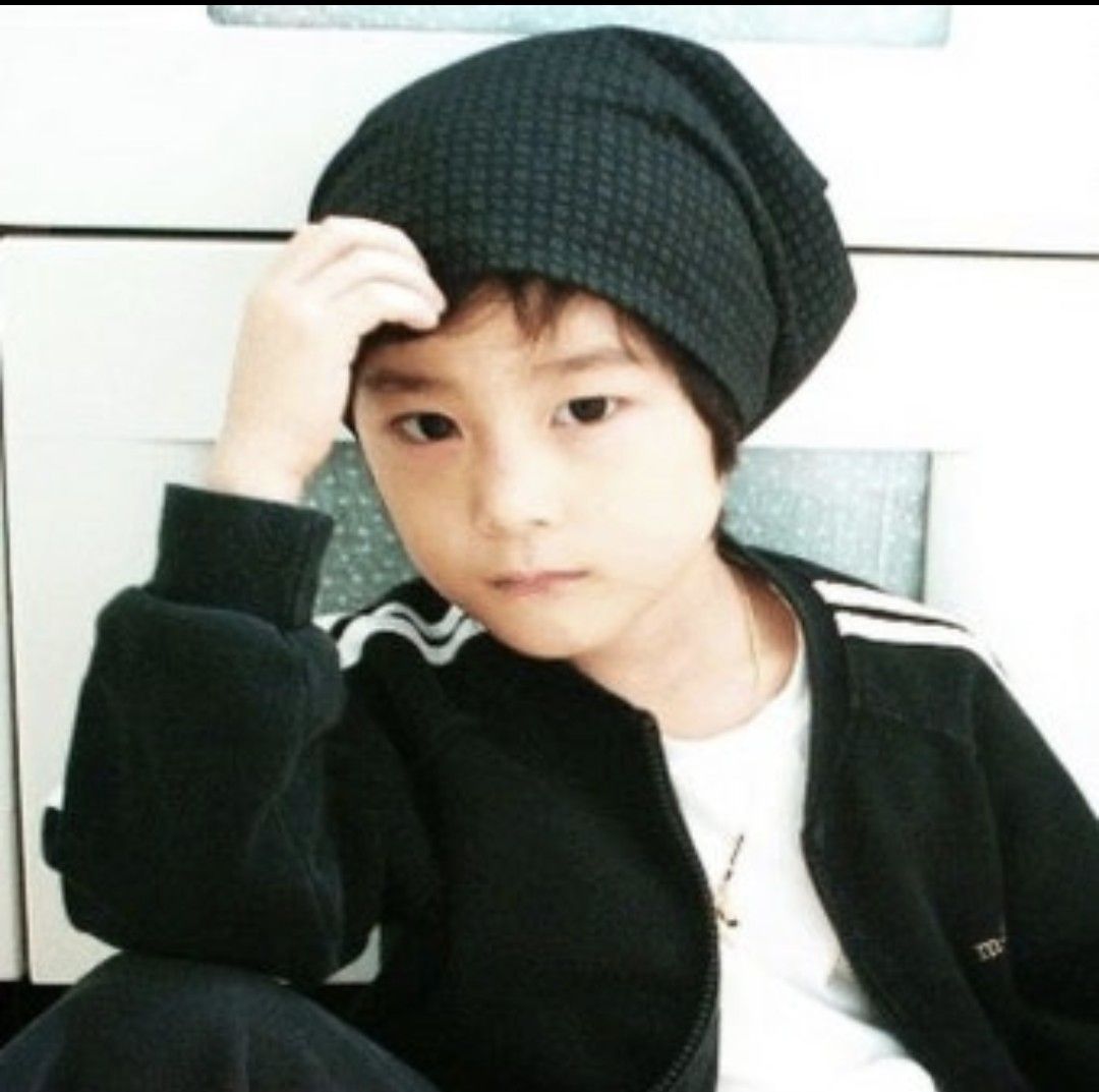 A moment captured by Moonbin (ASTRO)'s fan