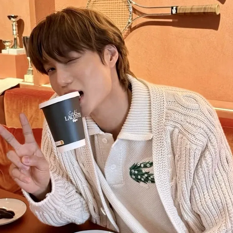 Foto aktivitas terbaru Kai (EXO)