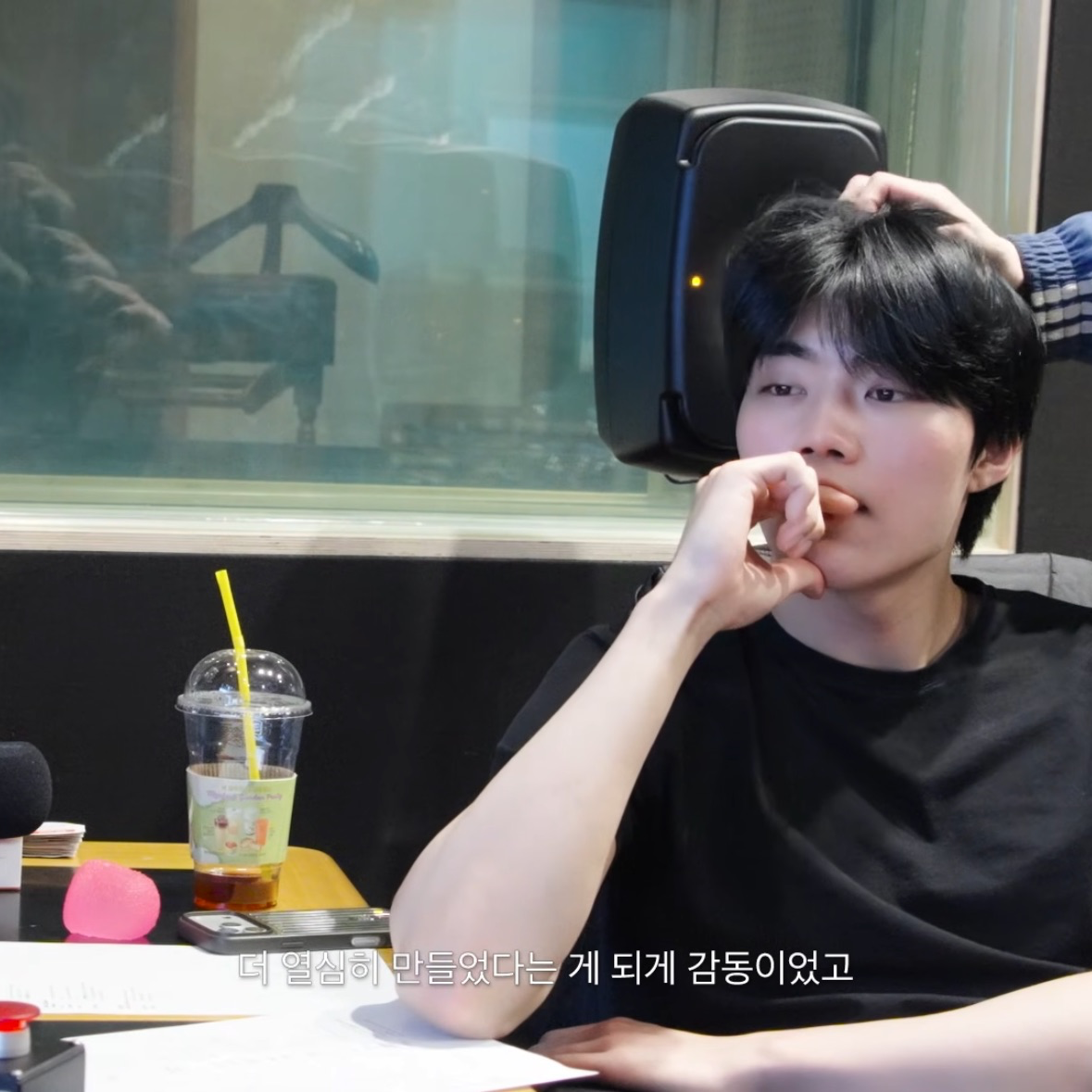 Recent activity shot of Park Gunwook (ZEROBASEONE)