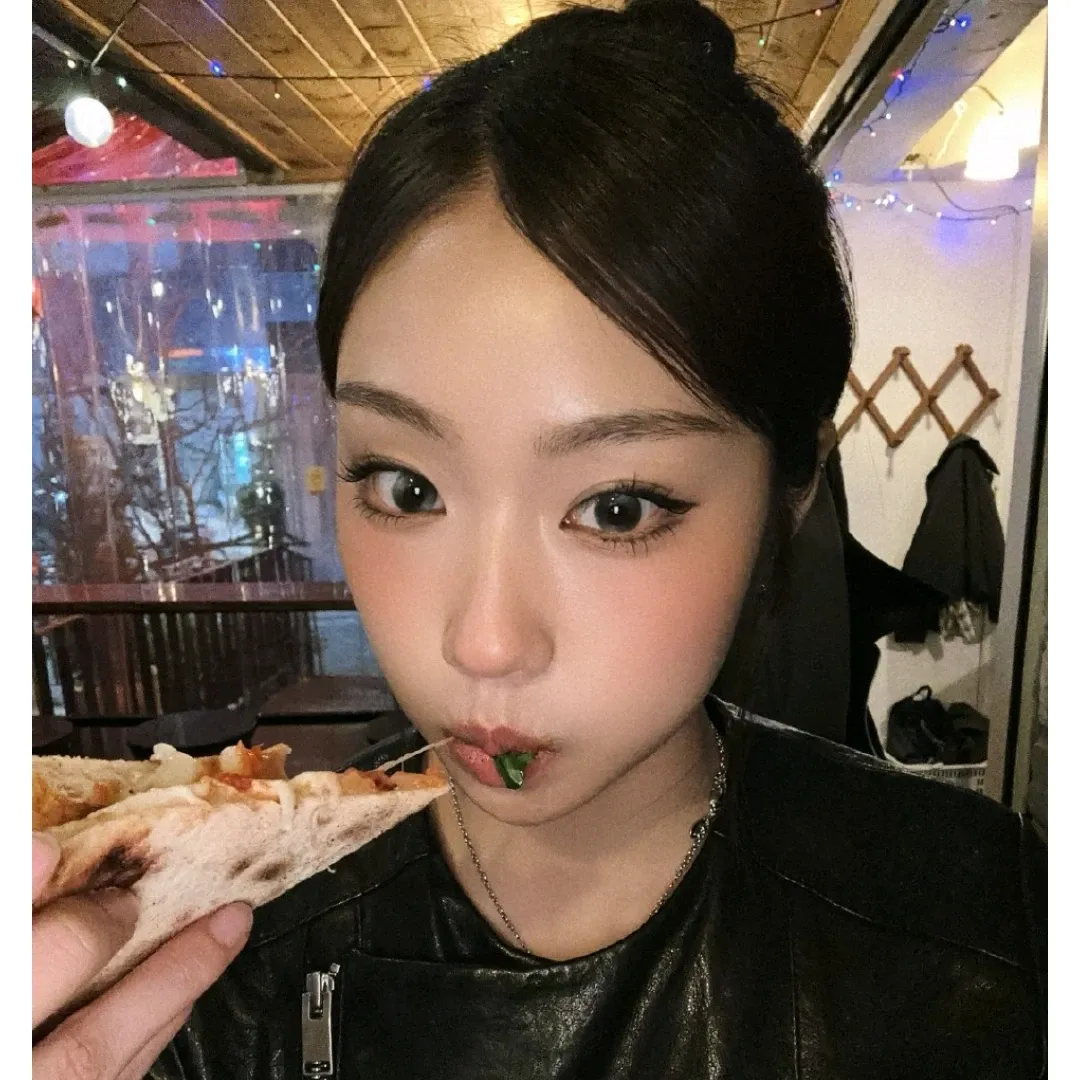 Recent activity shot of izna