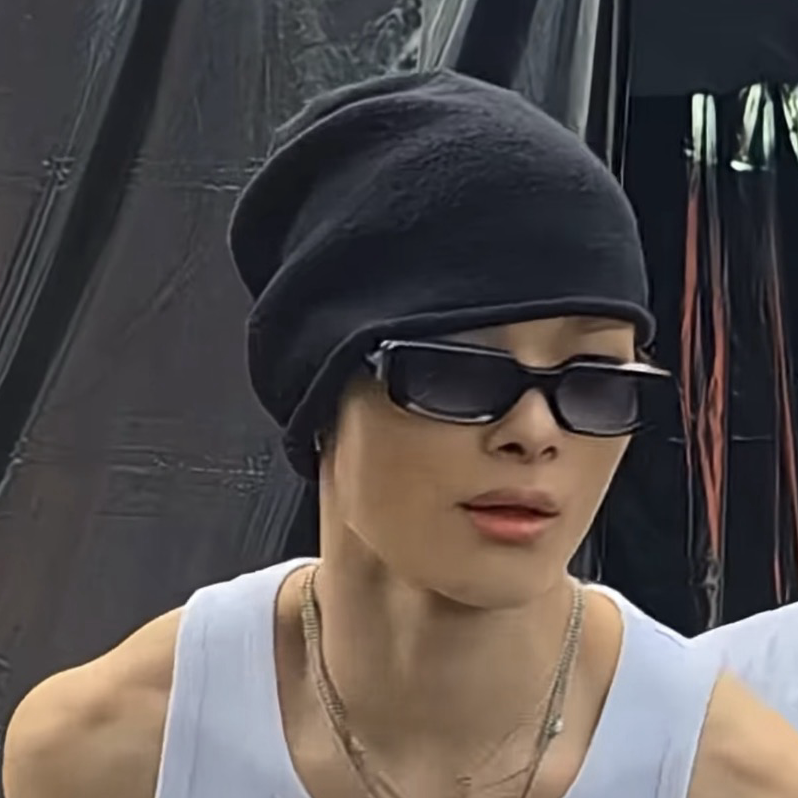 Behind-the-scenes cut of NI-KI (ENHYPEN)