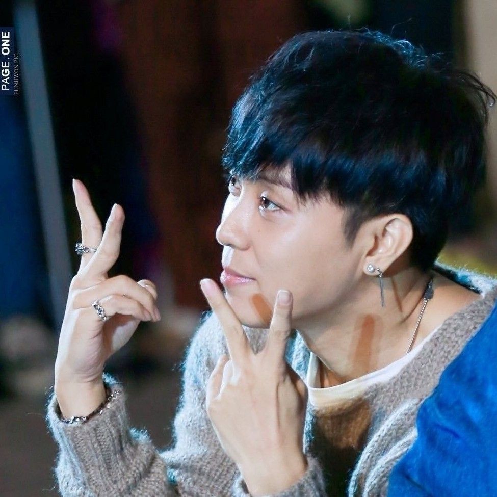 Latest photo of Eun Jiwon (SECHSKIES)