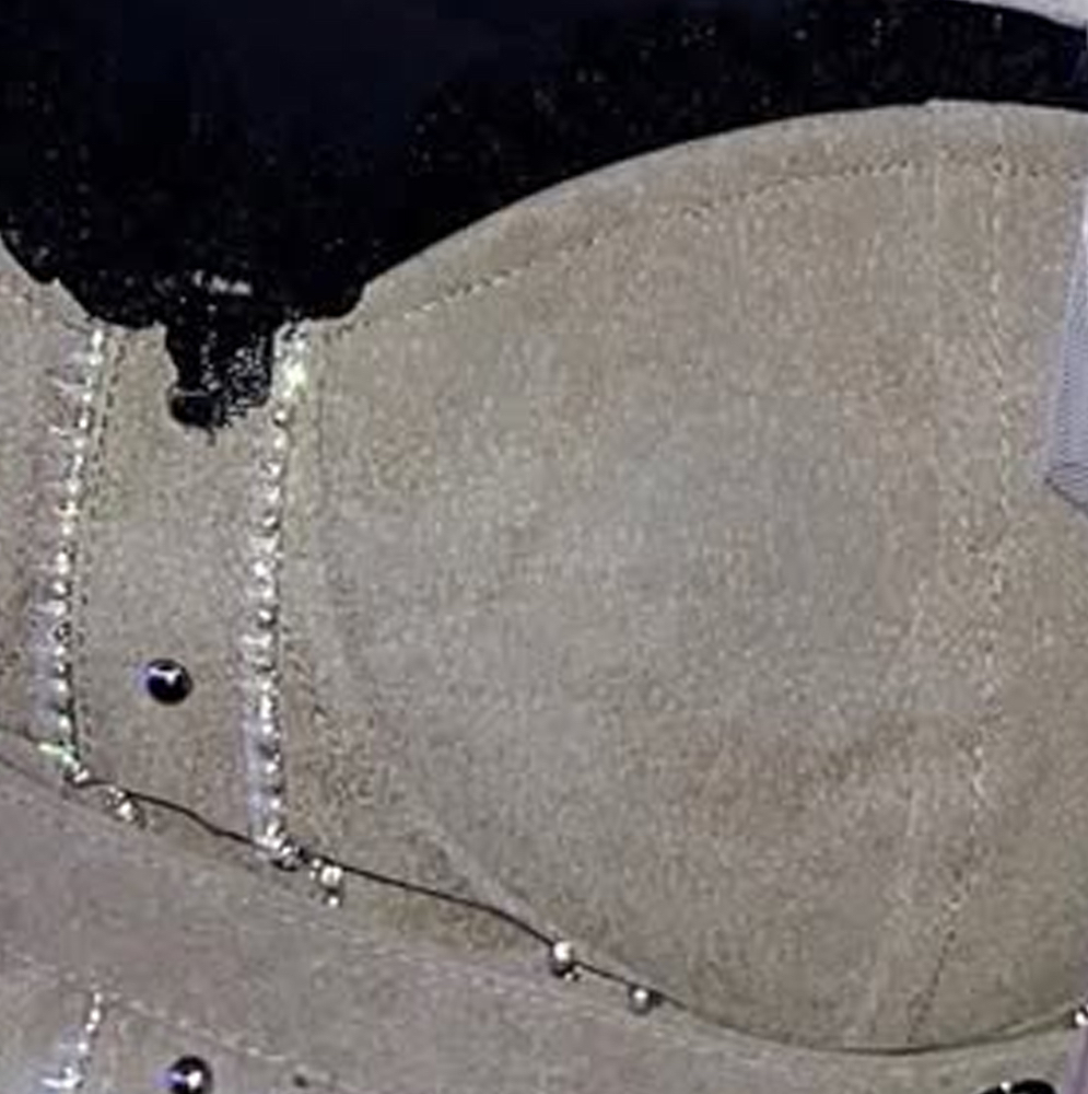 Recent activity shot of HaSeul (ARTMS)