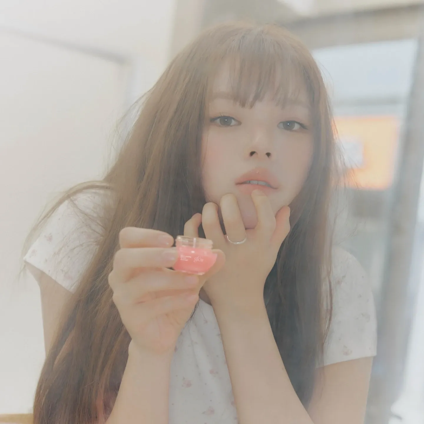 Latest photo of Jeongyeon (TWICE)