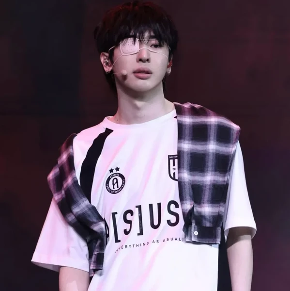 Shining profile picture of Davin (XODIAC) on today's Choeaedol