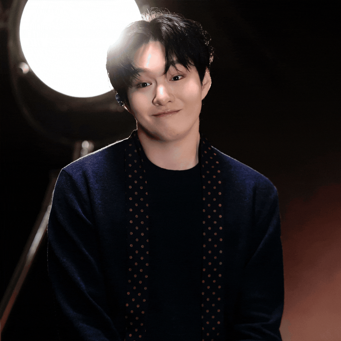 Behind-the-scenes cut of Lee Changsub (BTOB)