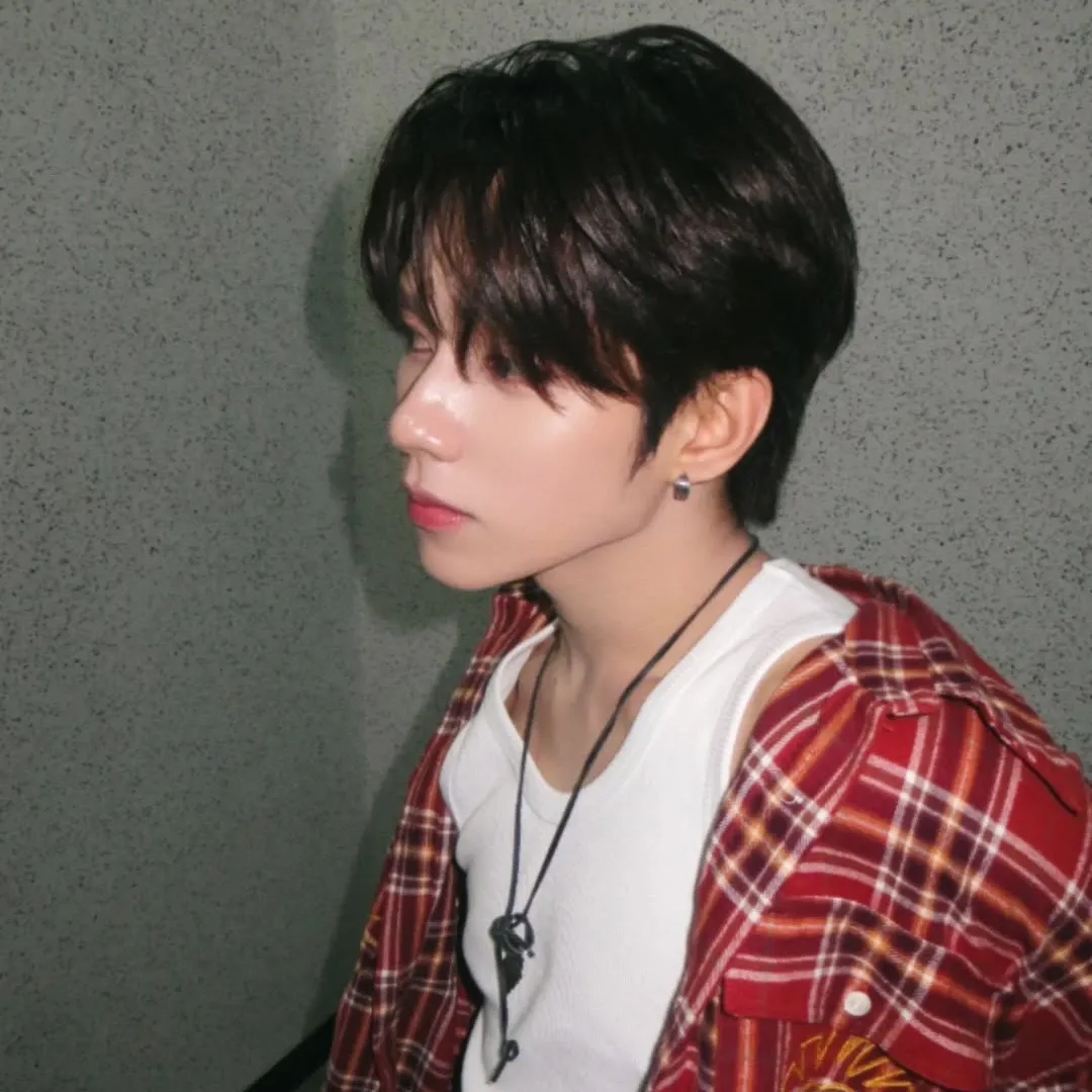 Latest photo of JL (AHOF)