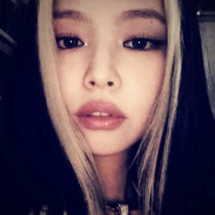 제니 (BLACKPINK) 최근 활동샷