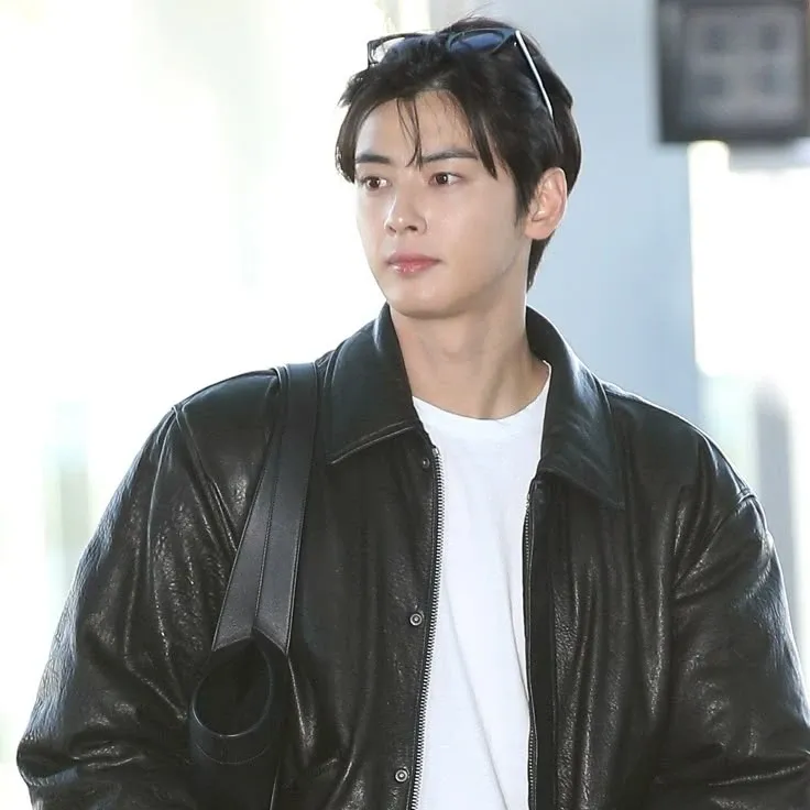 Behind-the-scenes cut of Eunwoo (ASTRO)