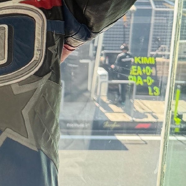 Latest photo of Cheng Xiao