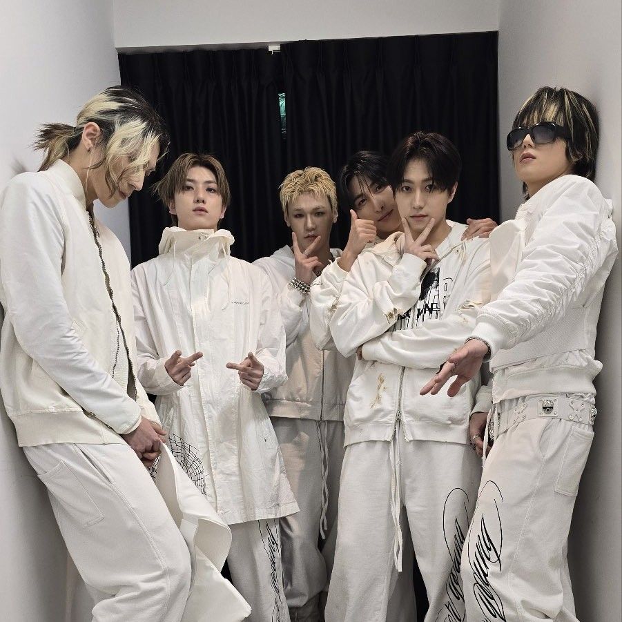 Latest photo of JUST B