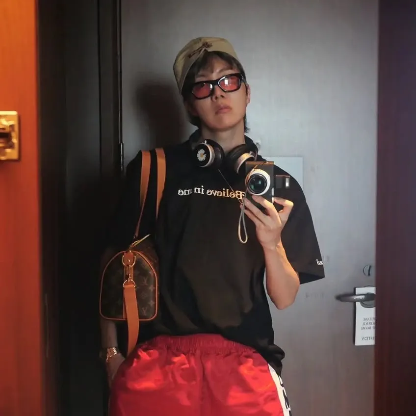 제이홉 (방탄소년단) 최근 활동샷