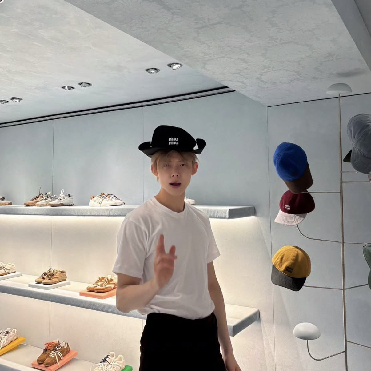 然竣 (TOMORROW X TOGETHER)粉丝拍下的瞬间