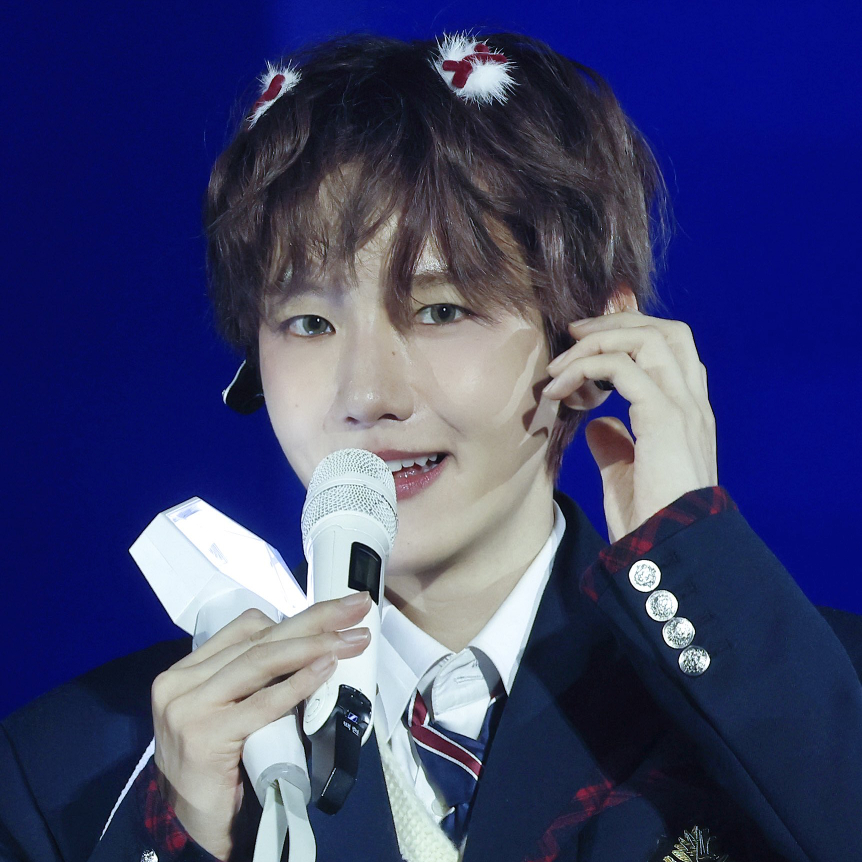백현 (EXO) 최근 활동샷
