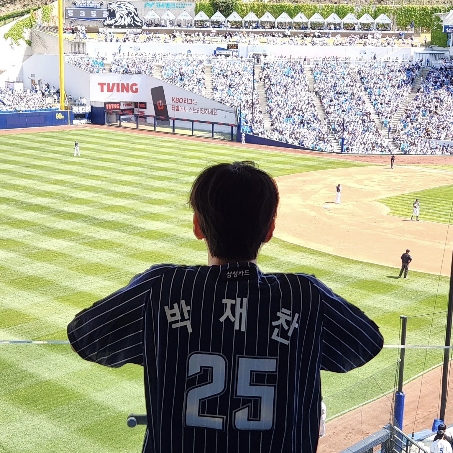 Behind-the-scenes cut of Jaechan (DKZ)