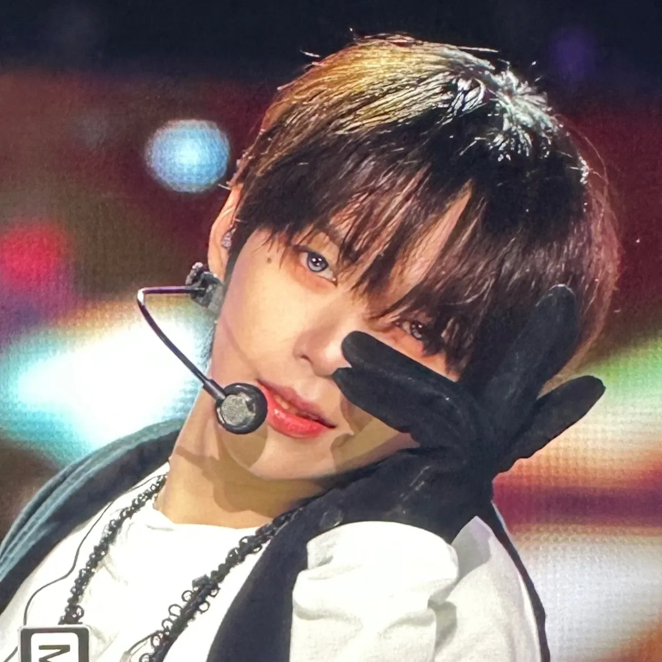 Behind-the-scenes cut of JL (AHOF)