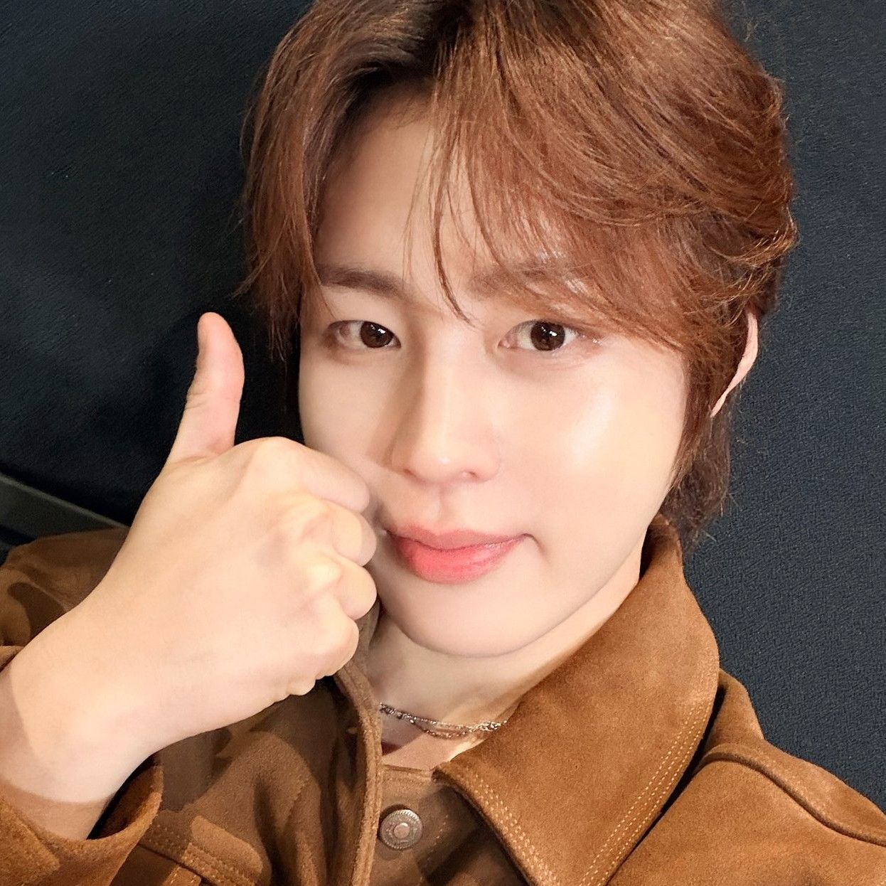 Momen yang diabadikan oleh penggemar Ha Sungwoon