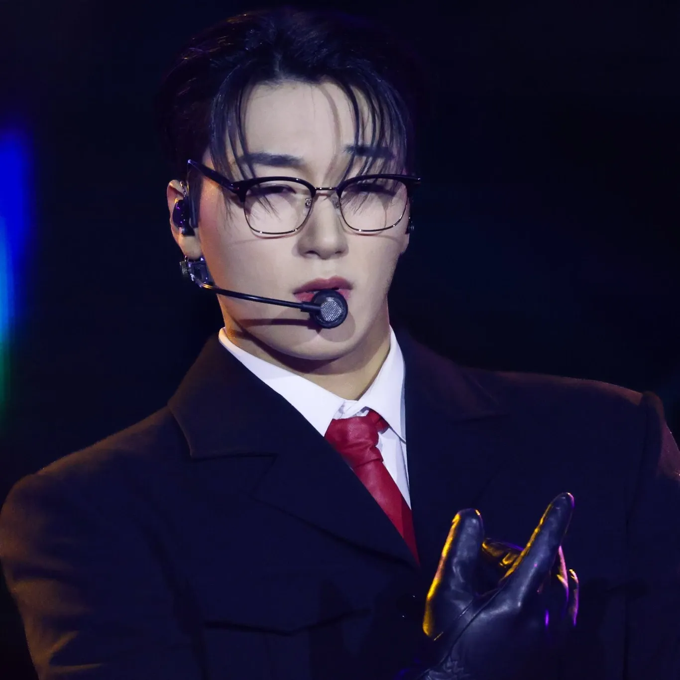 Behind-the-scenes cut of San (ATEEZ)
