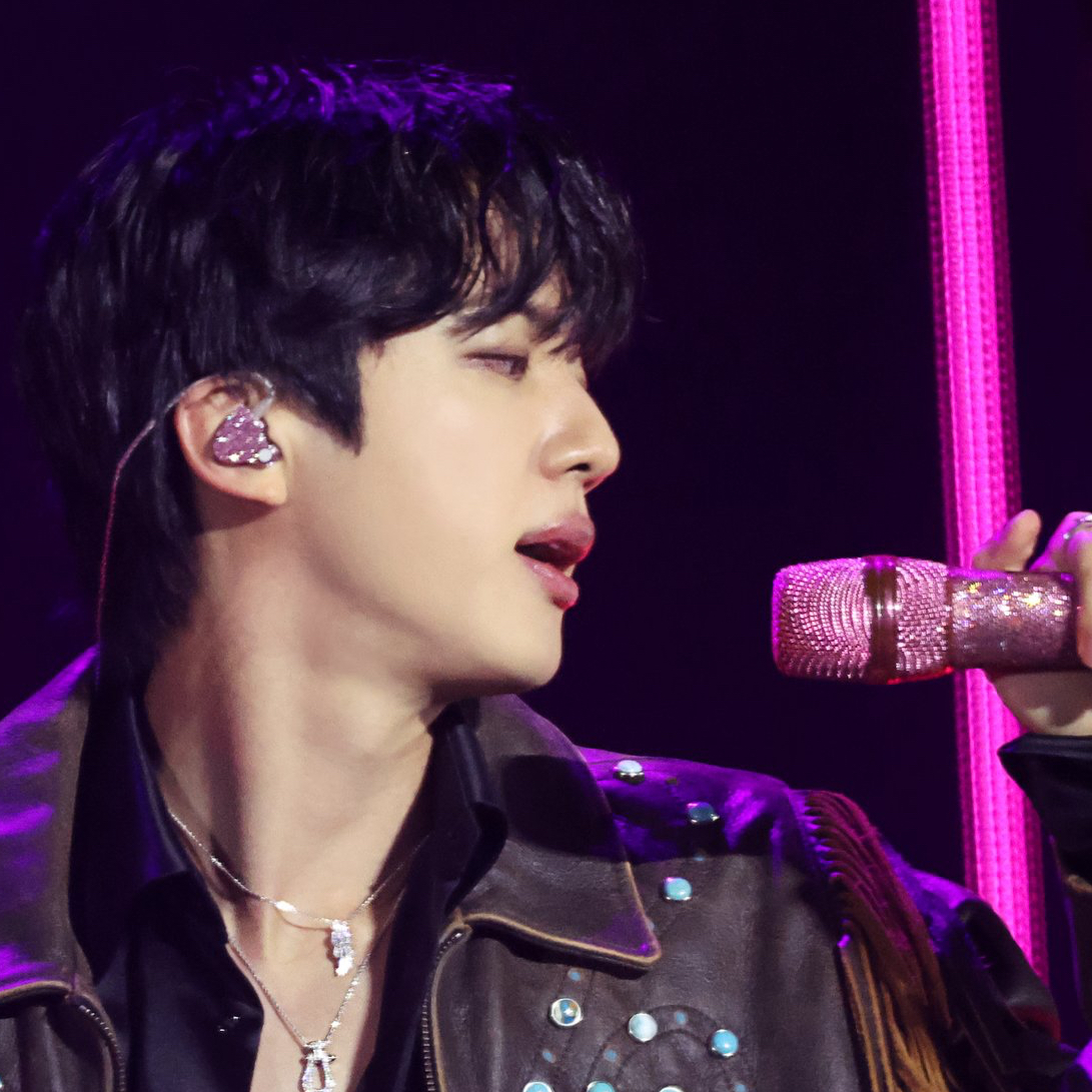 진 (방탄소년단)의 비하인드 컷