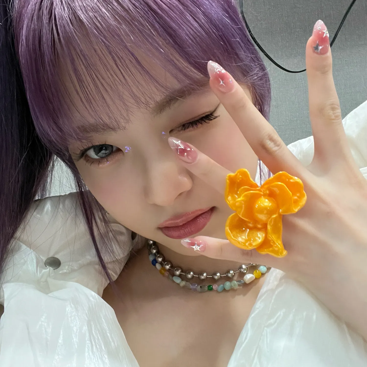 Behind-the-scenes cut of Hong Eunchae (LE SSERAFIM)