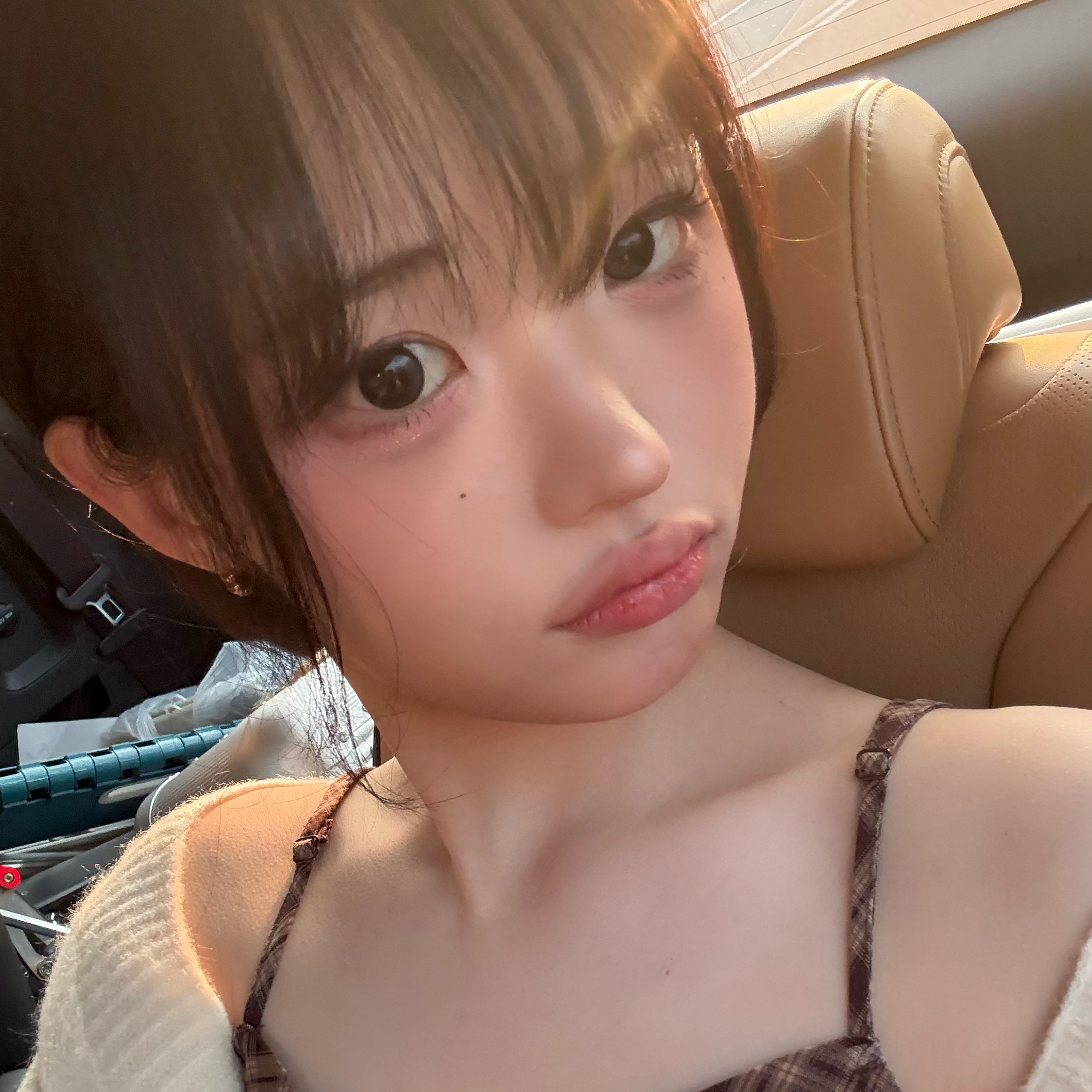 Latest photo of Hina (QWER)