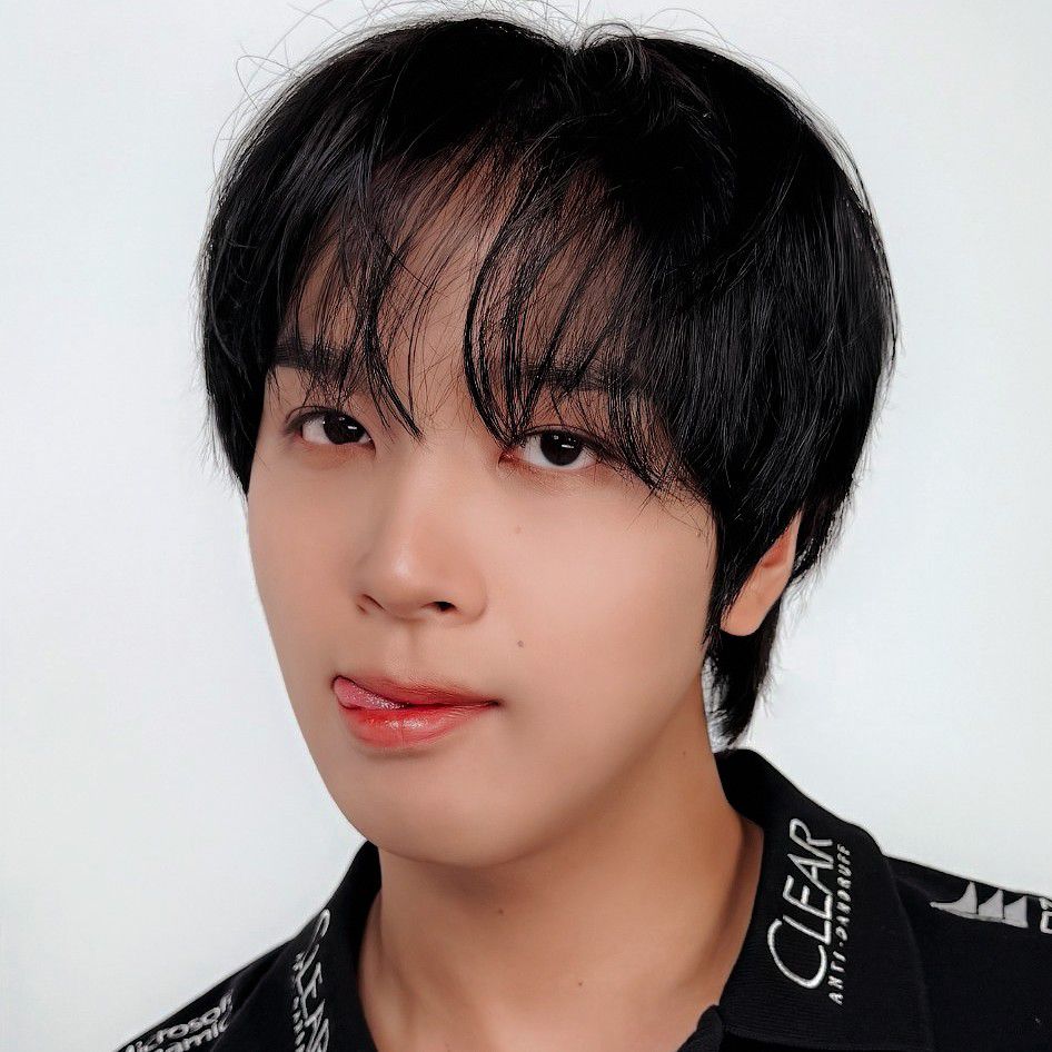 Behind-the-scenes cut of Haechan (NCT 127, NCT DREAM)