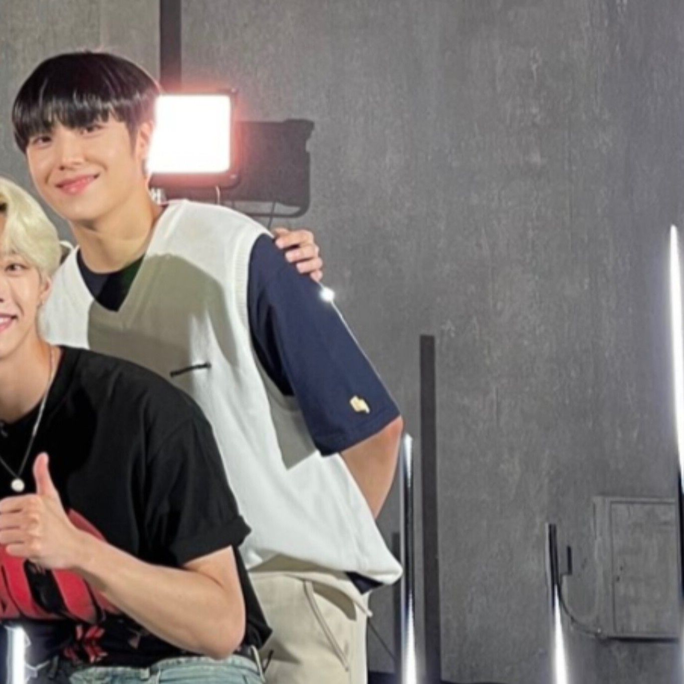 Behind-the-scenes cut of YOUNITE