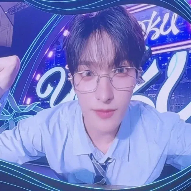 Latest photo of DK (SEVENTEEN)