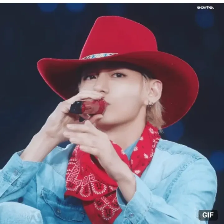 V (BTS)の最新写真