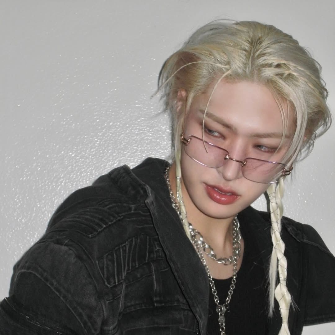 에이티즈 최근 활동샷