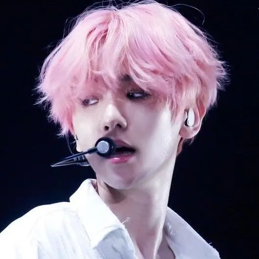 伯賢 (EXO)的最新照片