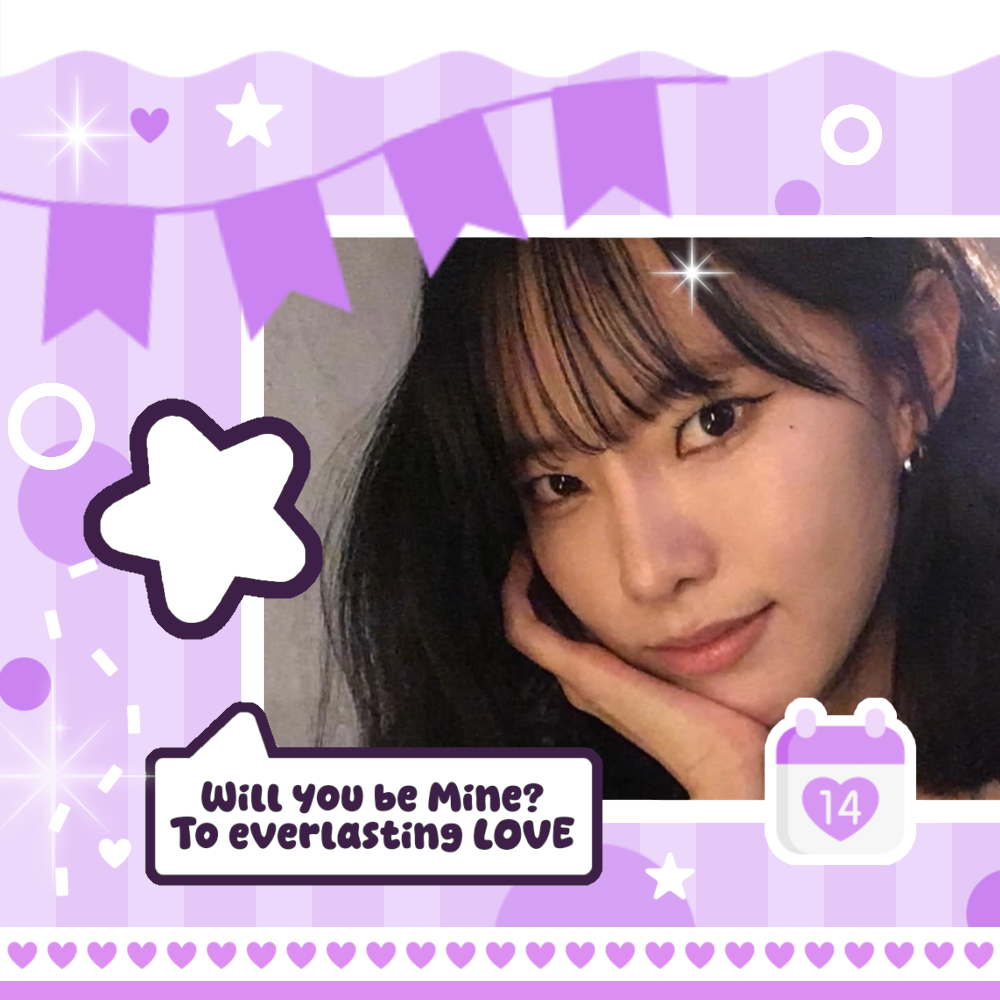 A moment captured by Monday (Weeekly)'s fan