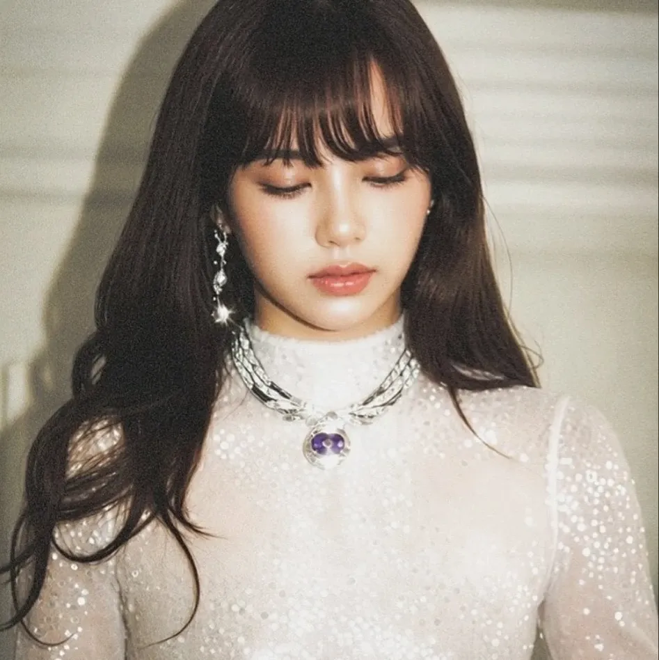 Potret di balik layar Lisa (BLACKPINK)