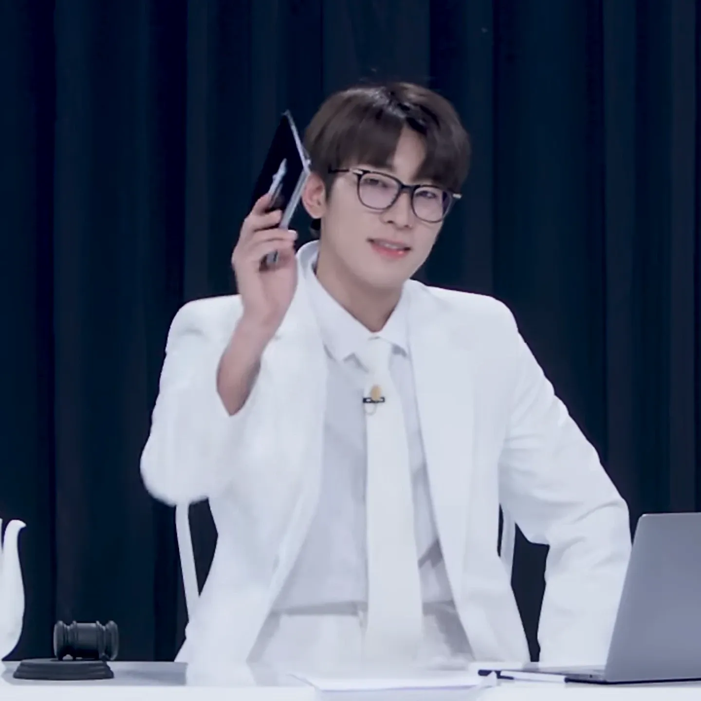 圆佑 (SEVENTEEN)的幕后花絮