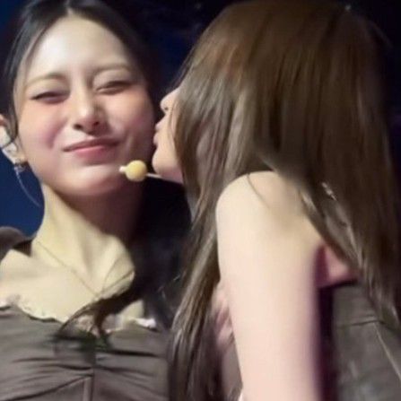 쯔위 (TWICE)의 최신 사진