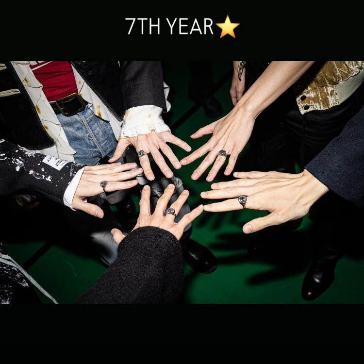 Latest photo of TOMORROW X TOGETHER