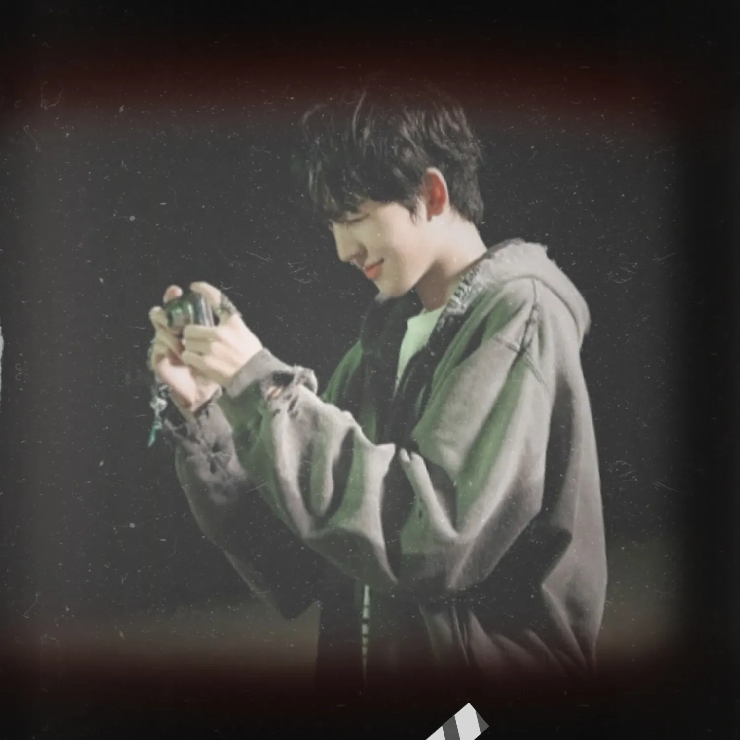 Behind-the-scenes cut of Donghyeon (KickFlip)