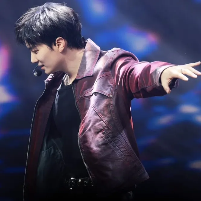 Latest photo of Kim Jonghyeon