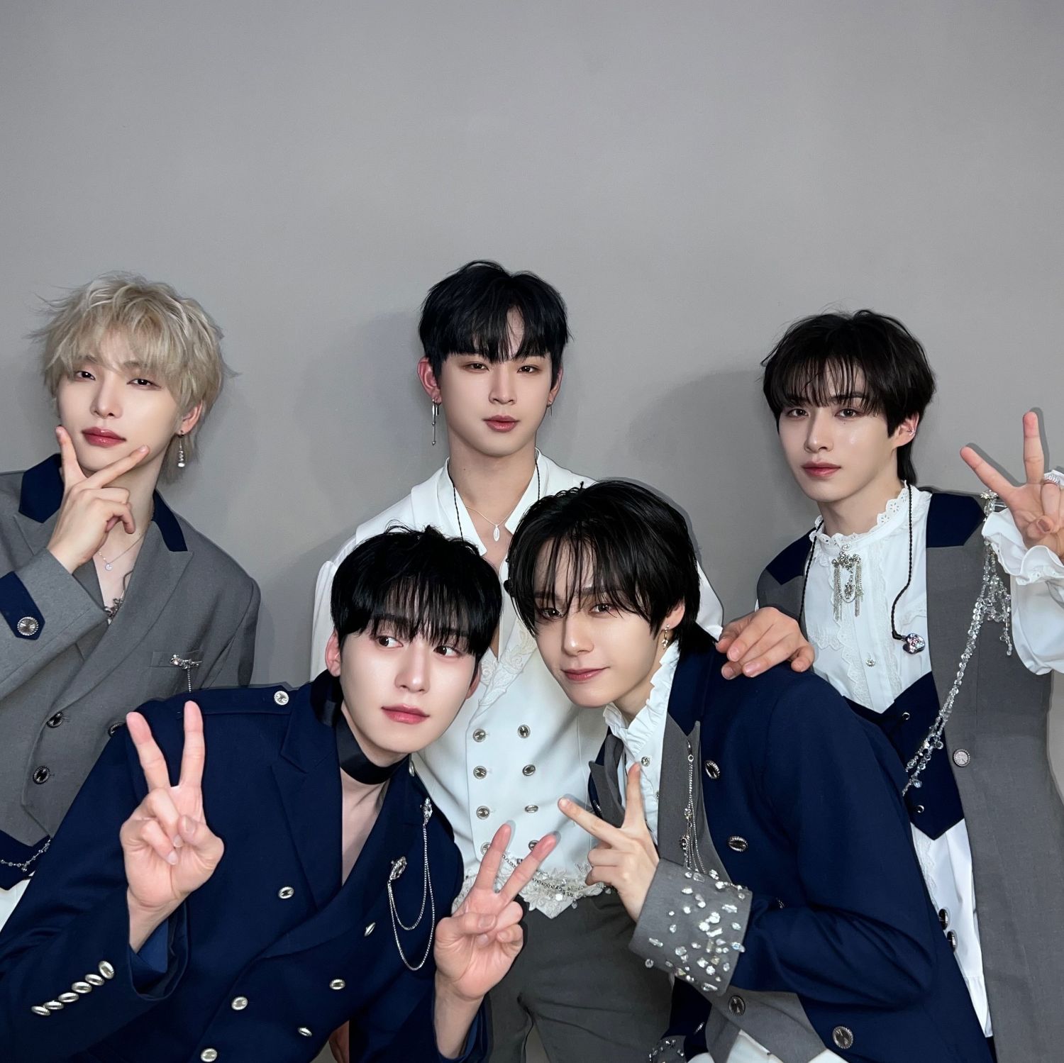 Recent activity shot of Seoho (ONEUS)