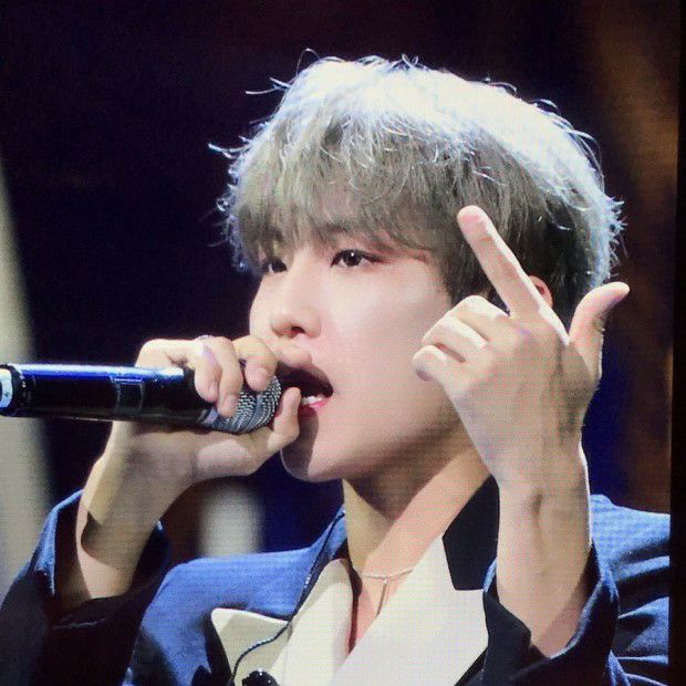 Behind-the-scenes cut of Park Woojin (AB6IX)