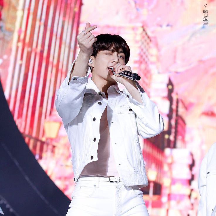 정국 (방탄소년단)의 최신 사진