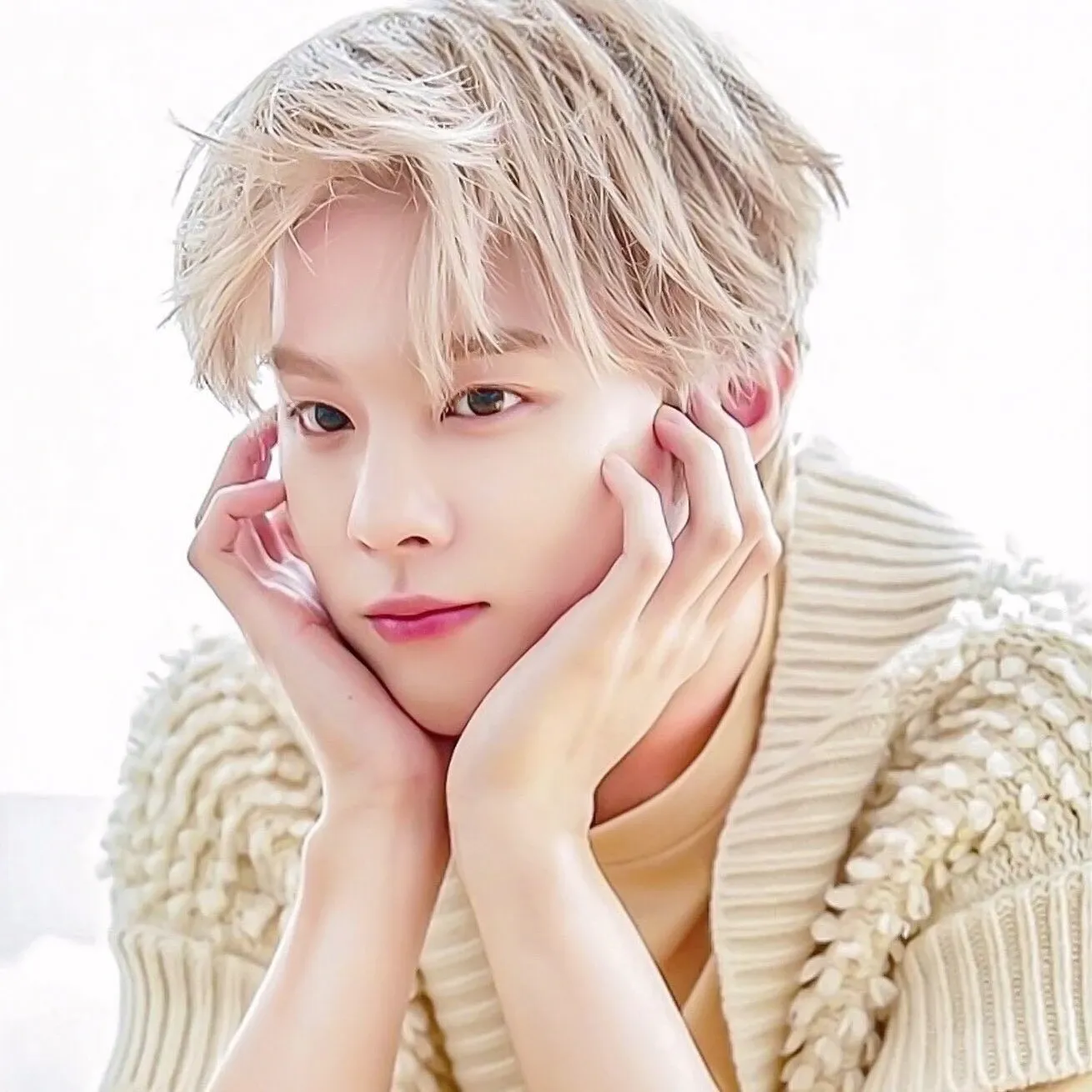 김우석의 최신 사진