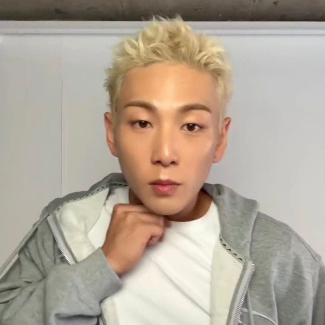 백호 최근 활동샷