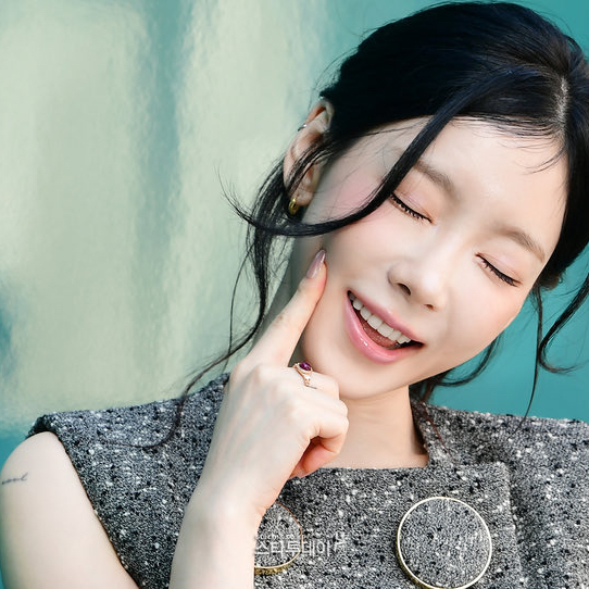 태연 (소녀시대)의 비하인드 컷