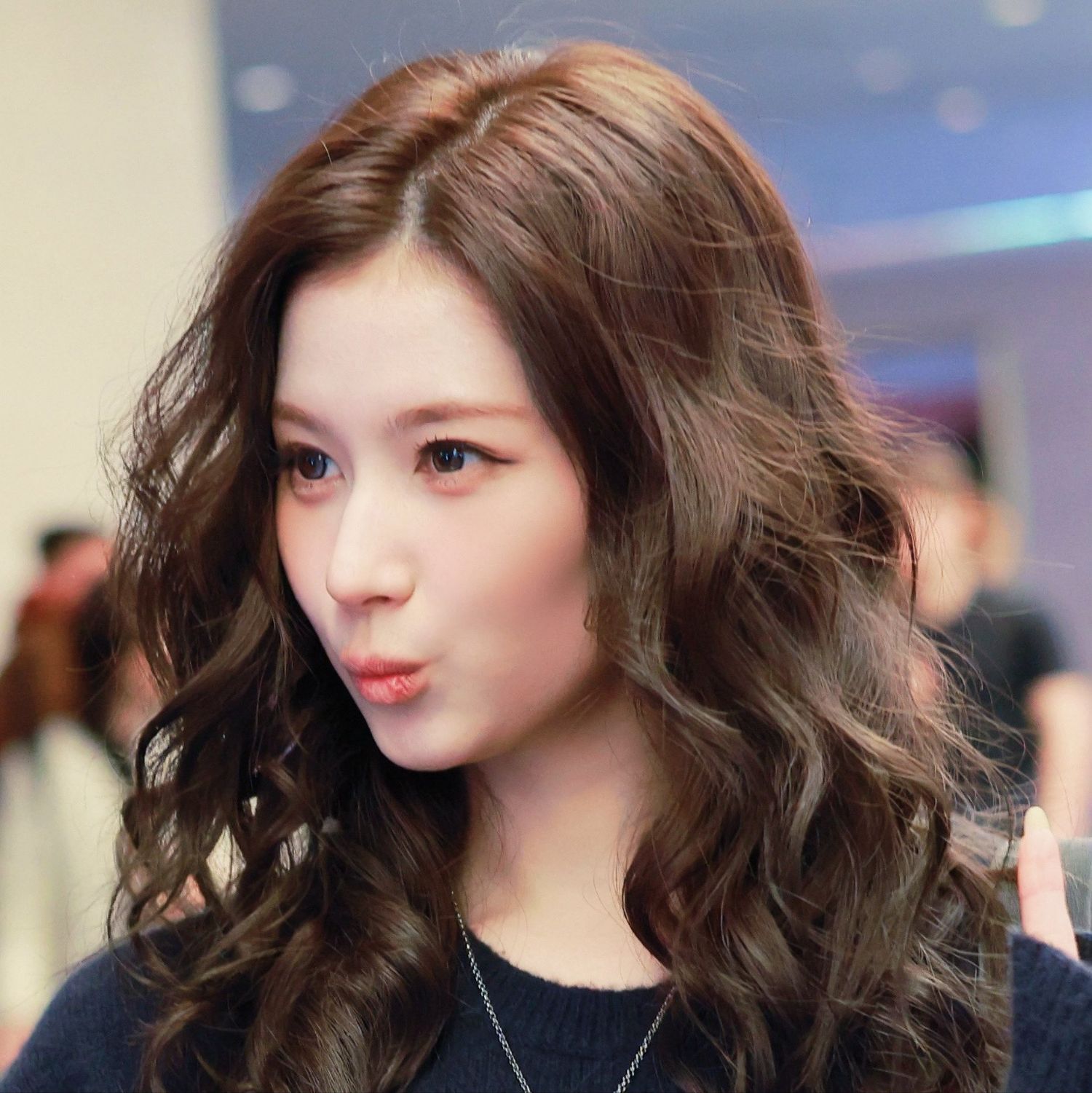 사나 (TWICE) 팬이 찍은 순간