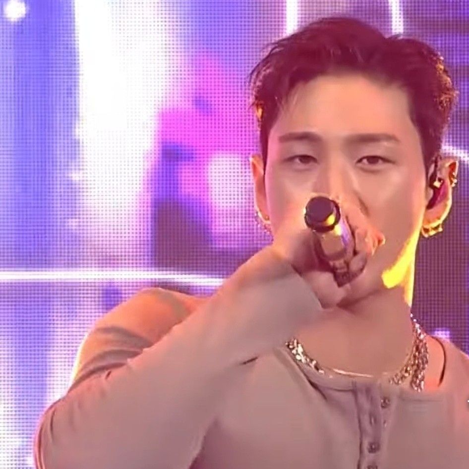 백호의 비하인드 컷