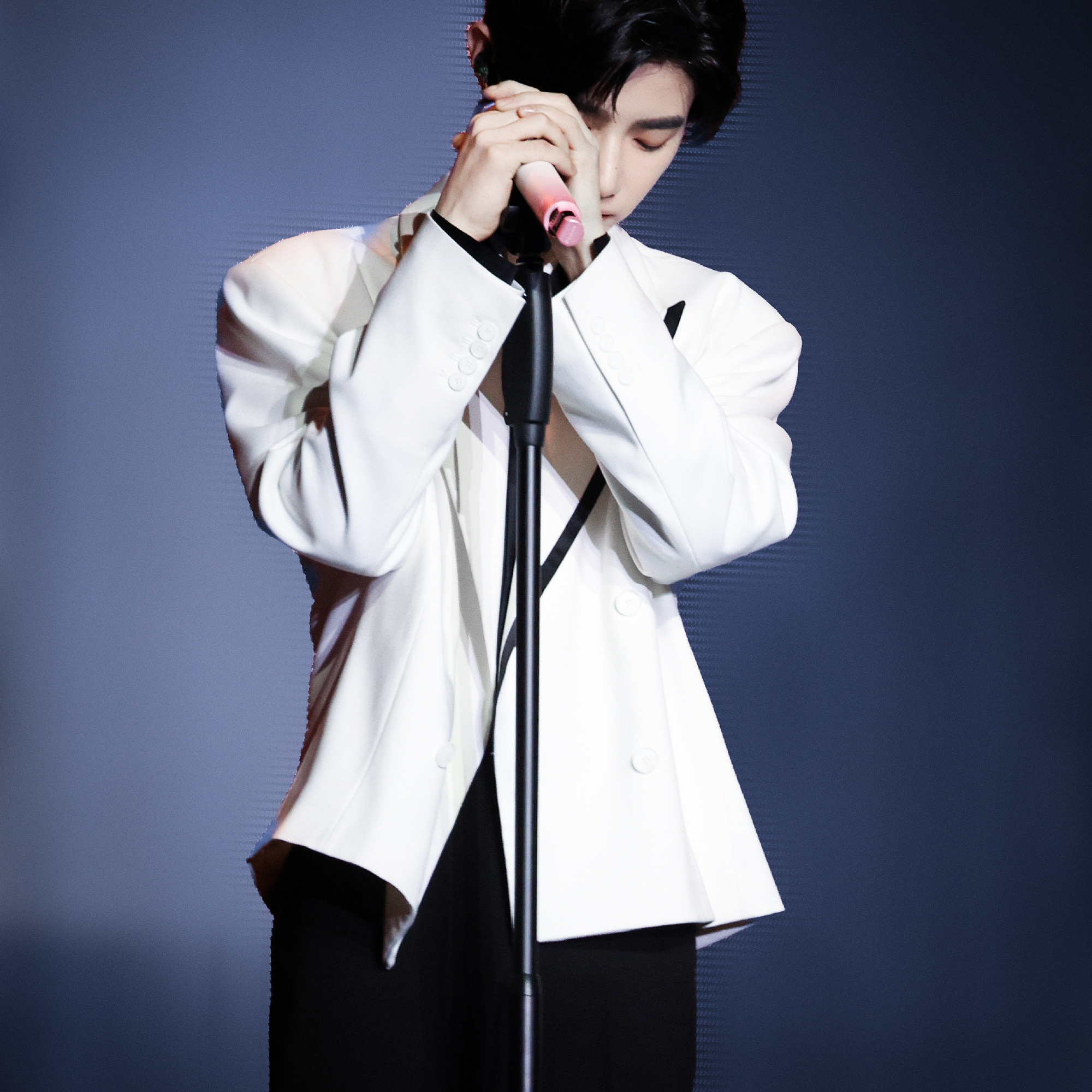 A moment captured by Zhang Hao (ZEROBASEONE)'s fan