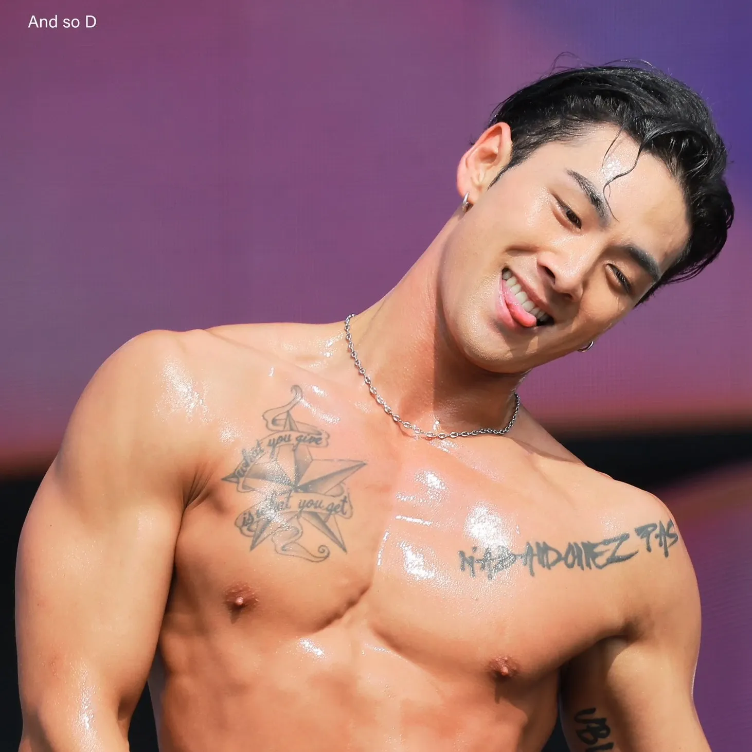 Latest photo of Baekho